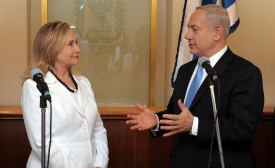 Hillary Rodham Clinton meets with Israeli Prime Minister Benjamin Netanyahu in Jerusalem