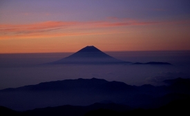 Mount Fuji from Mount Kita via Wikimedia Commons