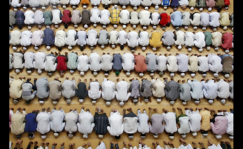 Muslims Praying