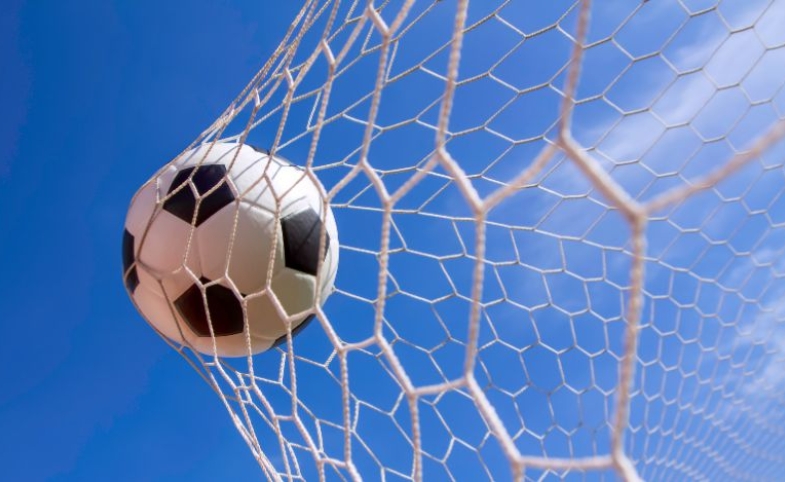 A soccer by nattanan726 via Canva.com