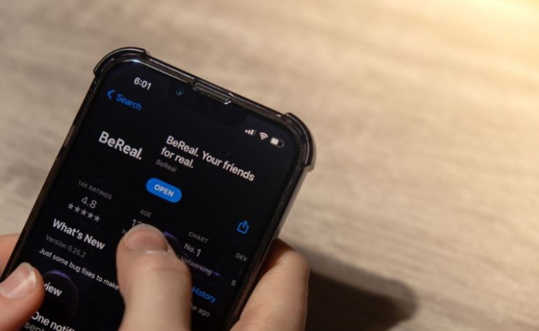 BeReal app in the Apple Store @yanishevska via Canva.com