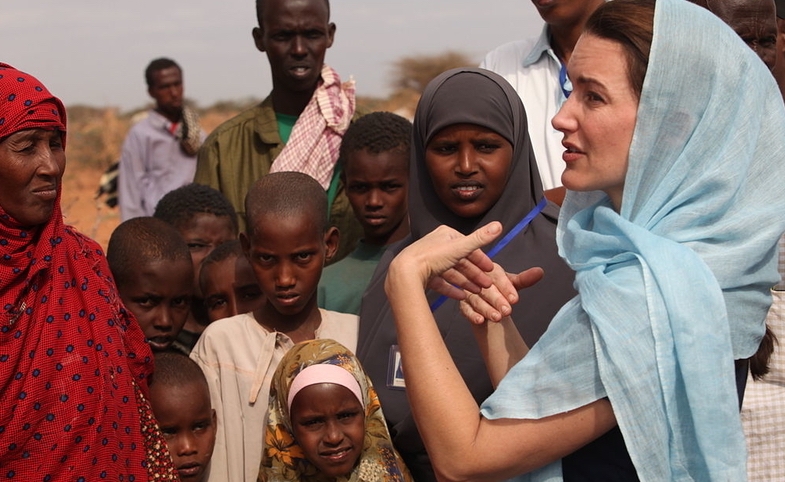 Oxfam Ambassador Kristin Davis Visits Dadaab Refugee Camp