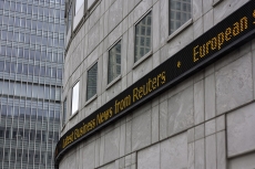Canary Wharf news ticker