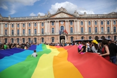Gay pride 365 - Marche des fiertés Toulouse 2011 by Guillaume Paumier, Flickr Creative Commons
